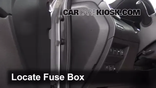2014 Nissan Rogue SL 2.5L 4 Cyl. Fusible (intérieur) Remplacement